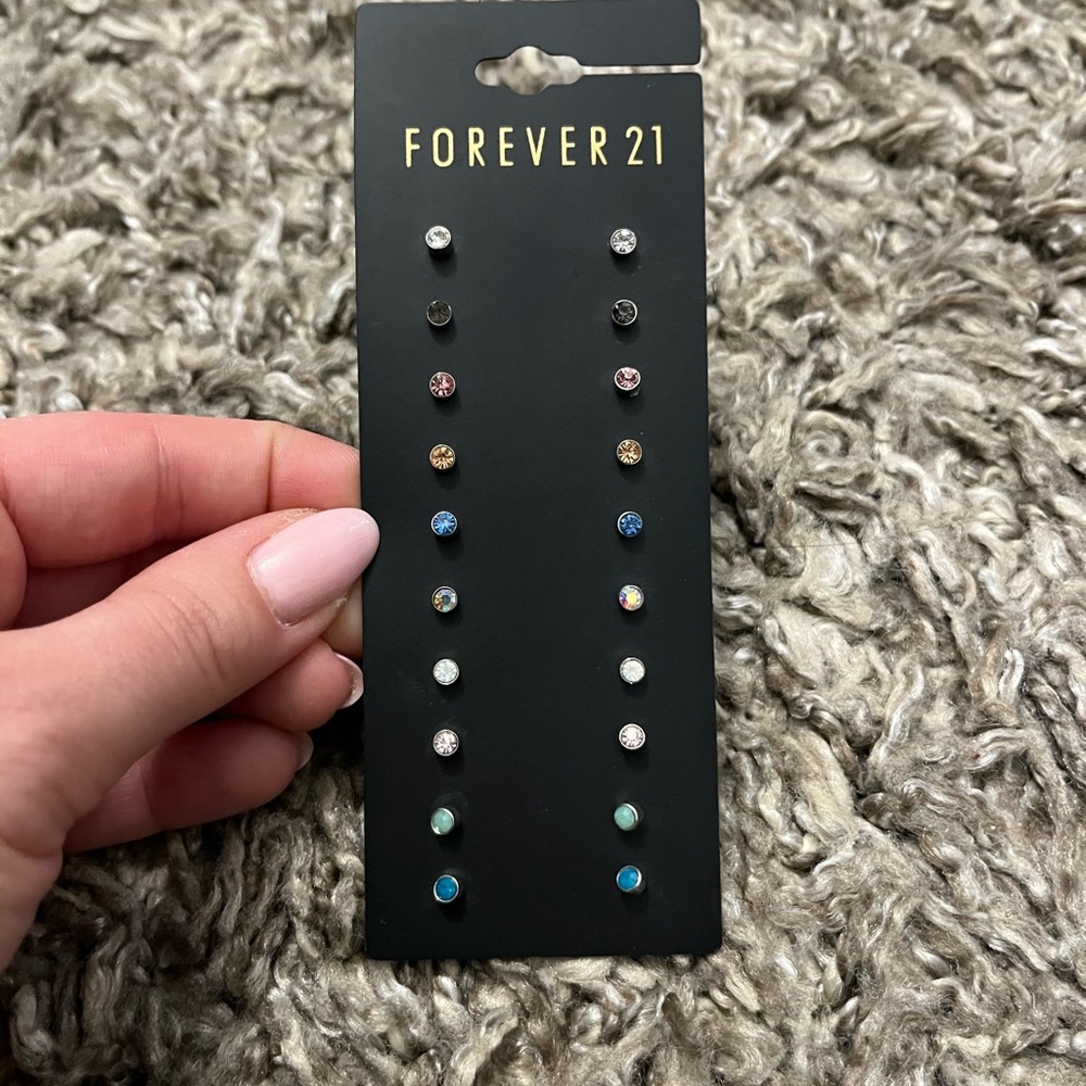 Forever 21 Women's Multi-Color Stud Earrings Set
